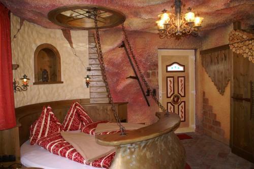 Hostal Themenpension Haus Sanz