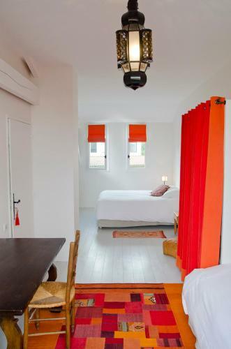 Bed & Breakfast La Ferrade Chambres D'hotes