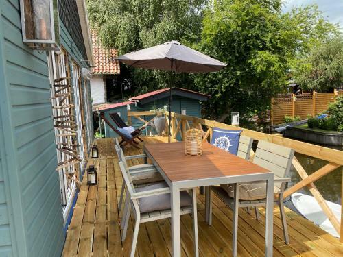 Ferienhaus Heinkens Hoek Mit Eigenem Bootssteg