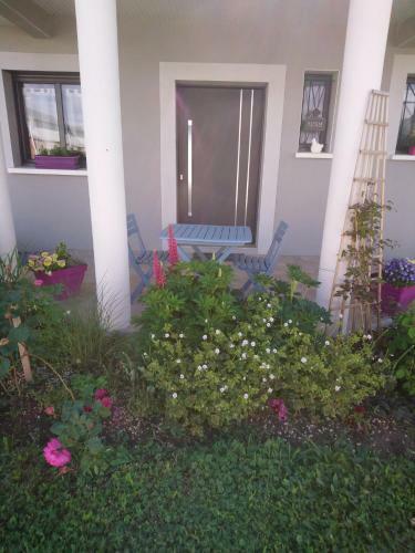 Bed & Breakfast Le Bonheur � Port�e de Mains