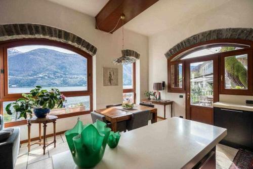 Villa Donati With Access To The Lake