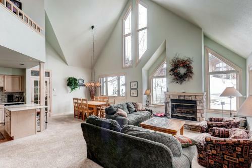 Pineview Haus By Colorado Rocky Mountain Resorts