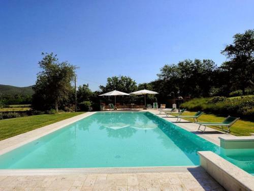 Authentic Holiday Home In Bucine With Private Swimming Pool