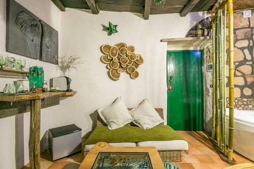 Hostal Opera Suites - Il Sentiero Della Felicit�