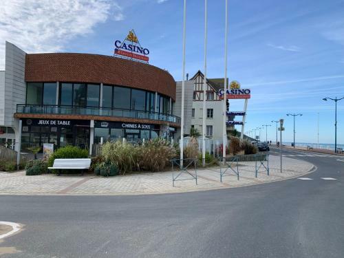 Apartamento Studio Avec Rez-de-jardin Bord de Mer