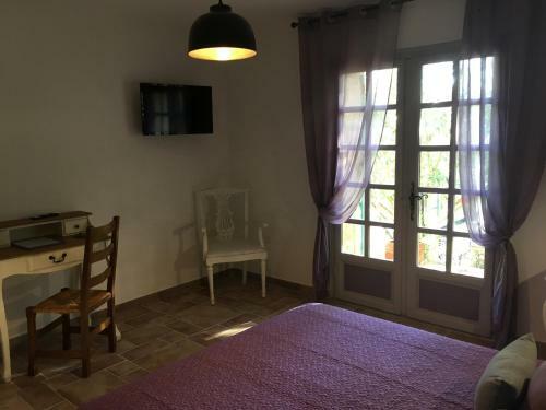 Bed & Breakfast Mas de La Pin�de Ex-les Arbousiers
