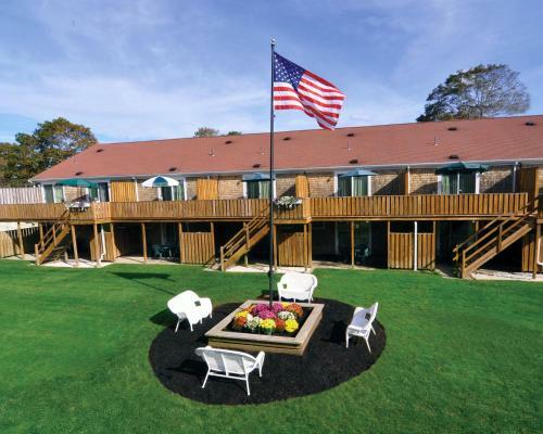 Hotel Cape Winds Resort