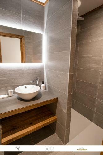 Apartamento Appartement Neuf En Face Du T�l�si�ge