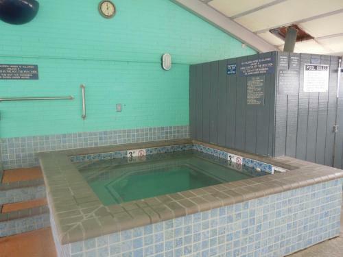 Seahawk Motel