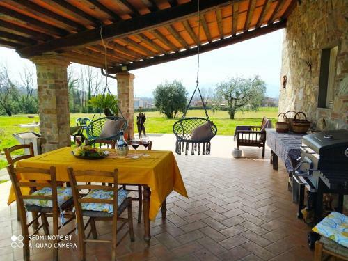 Ringo, The True Tuscany Country House