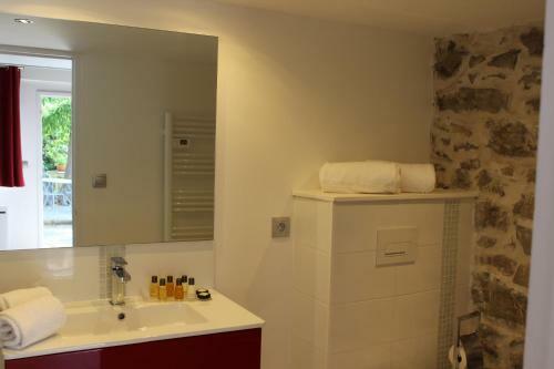 Bed & Breakfast Le Mas de Roux Chambres D'hotes