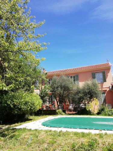 Bed & Breakfast Lolifan En Provence