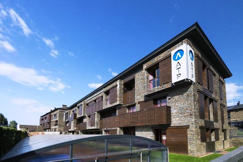 Apartaments Tur�stics Puigcerd� - La Closa