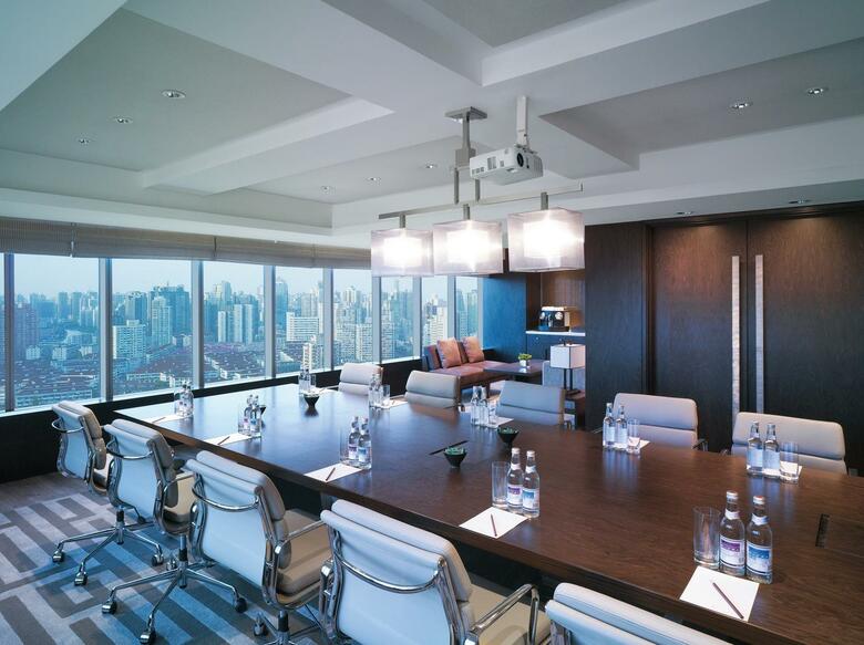 New World Shanghai Hotel