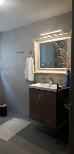 Apartamento Eftychia's House In The Beautiful Village Vryses.