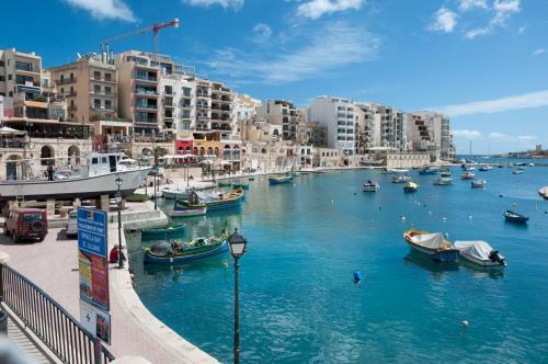 Gorgeous 1br Apartment Steps To The Promenade