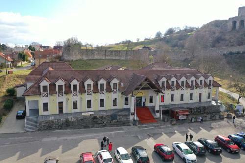 Hotel Hradn� Br�na U Slovanov