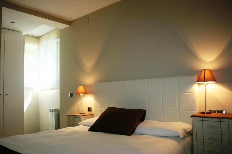 Montseny Suites & Apartments