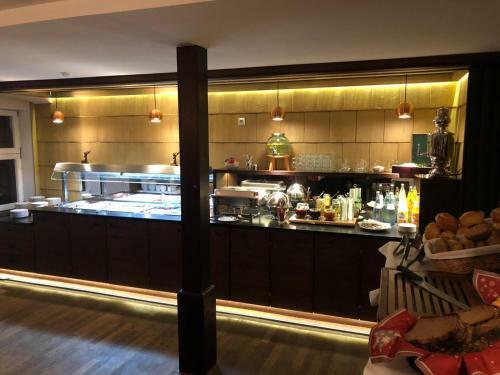 Hostal Hotel Gasthaus Zur Sonne