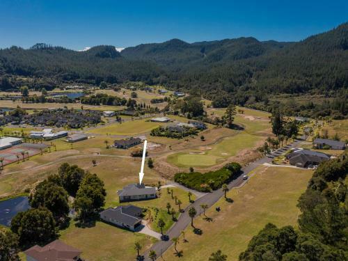 Pauanui Pines - Pauanui Holiday Home