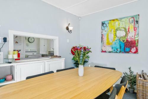 Relax On Rodney - Te Horo Beach Holiday Home