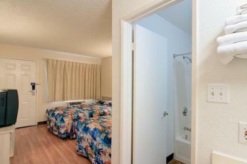 Motel 6 Phoenix Tempe - Broadway - Asu