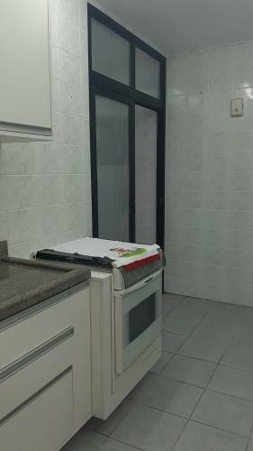 Apartamento Enseada 3 Quartos, 10 Pessoas