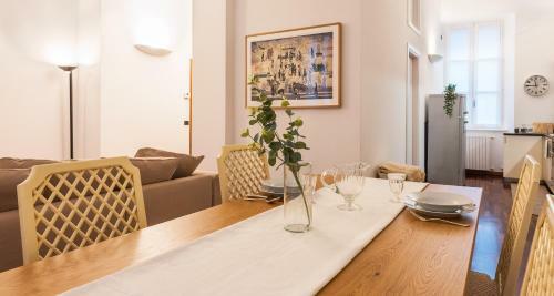 Apartamento Altido Superb And Chic Flat In Viale Geno, Como Lake