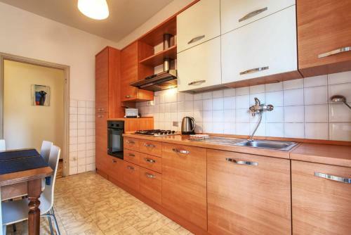 Como Life Apartment