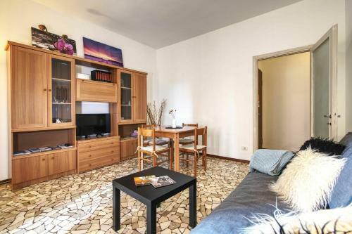 Como Life Apartment