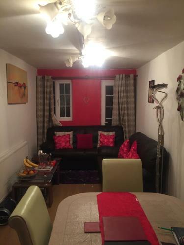 Hostal Beautiful Bungalow In Cotswolds Droitwich Spa