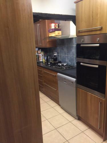 Hostal Beautiful Bungalow In Cotswolds Droitwich Spa