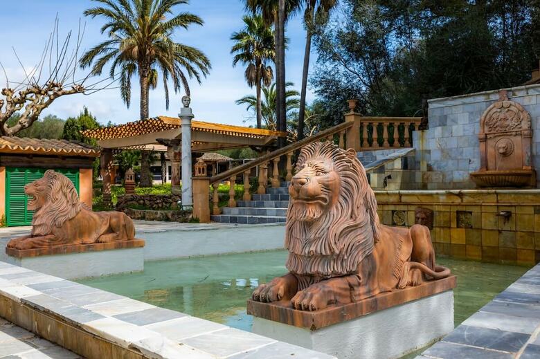 Agroturismo Es Revellar Art Resort
