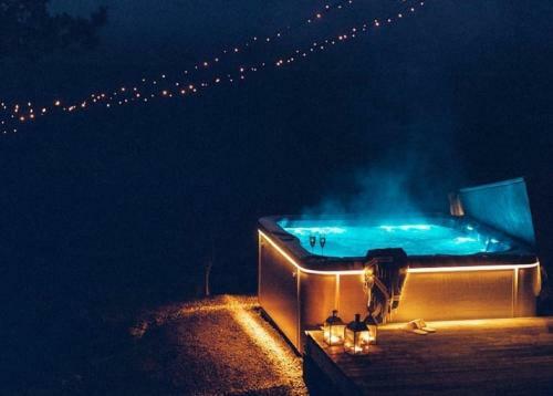 The Free Bird - Private Pool & Spa Villa