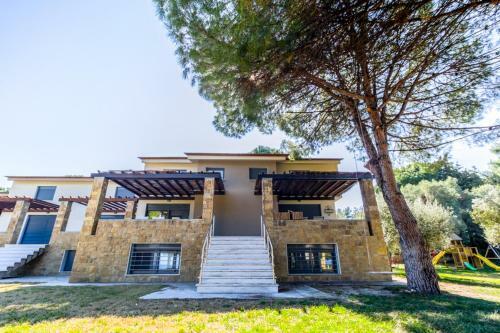 Villa Maisonette Ioanna 70 M From Glarokavos Beach