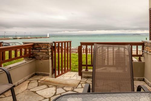 Rafaella Sea View Apartments