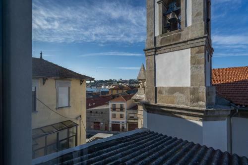 Stylish Duplex House - Terrace & River View