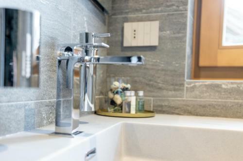 Chalet Imbosc'ch� - 5 Beautiful Rooms In Charming B&B