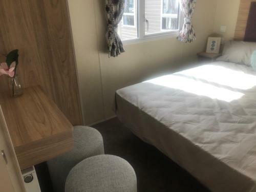 Apartamento 4 Bedrooms Holiday Caravan