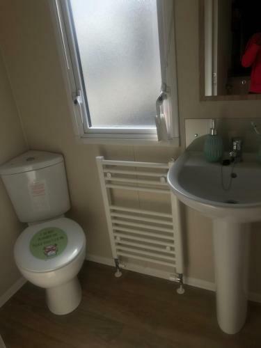 Apartamento 4 Bedrooms Holiday Caravan