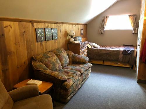 Chalets & Appartements Au Chant De La Rivi�re