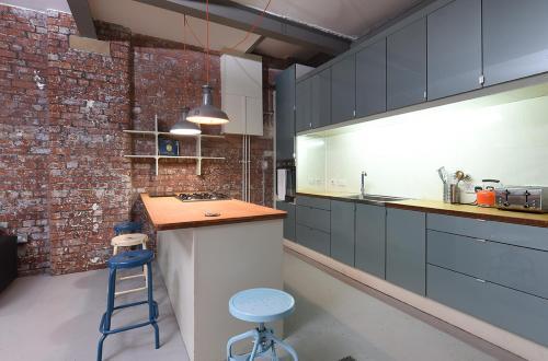 Mason Street Apartment Sleeps 16