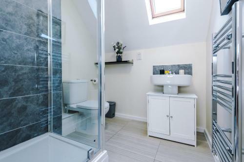 Bright&modern Contractor House By Niji Short Stays