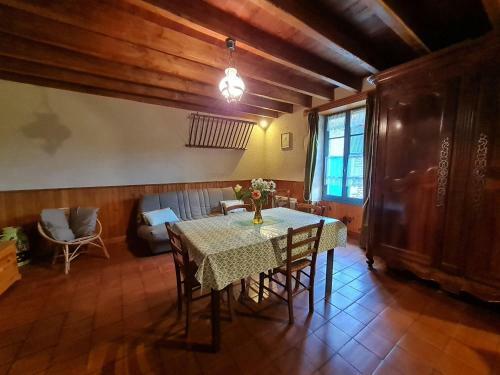 G�te Benet, 5 Pi�ces, 8 Personnes - Fr-1-426-146