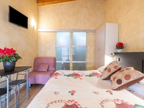 Pleasant Holiday Home In Priverno With Swimming Pool