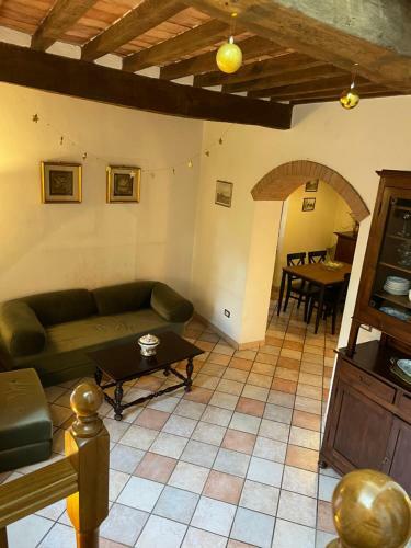 Beautiful Tuscan 2 Story House - Exclusive Use