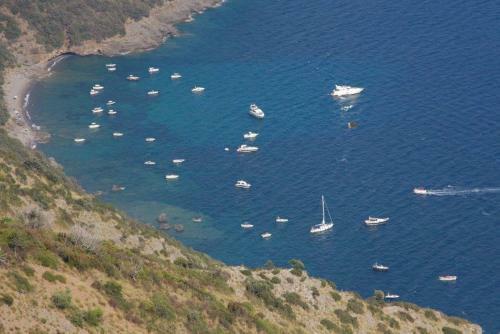 Apartamento Tra Montagne E Mare