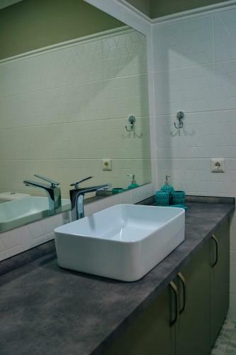 G?lden Dragon Villa Hotel