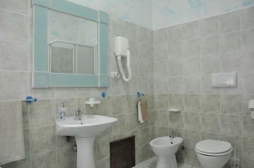 Hostal Affittacamere Sa Bratza Vacanze