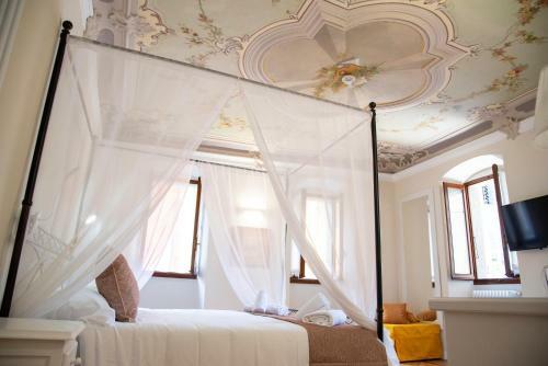 Hostal Dimora Domese